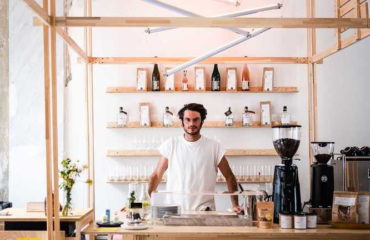 Super Mountain Market